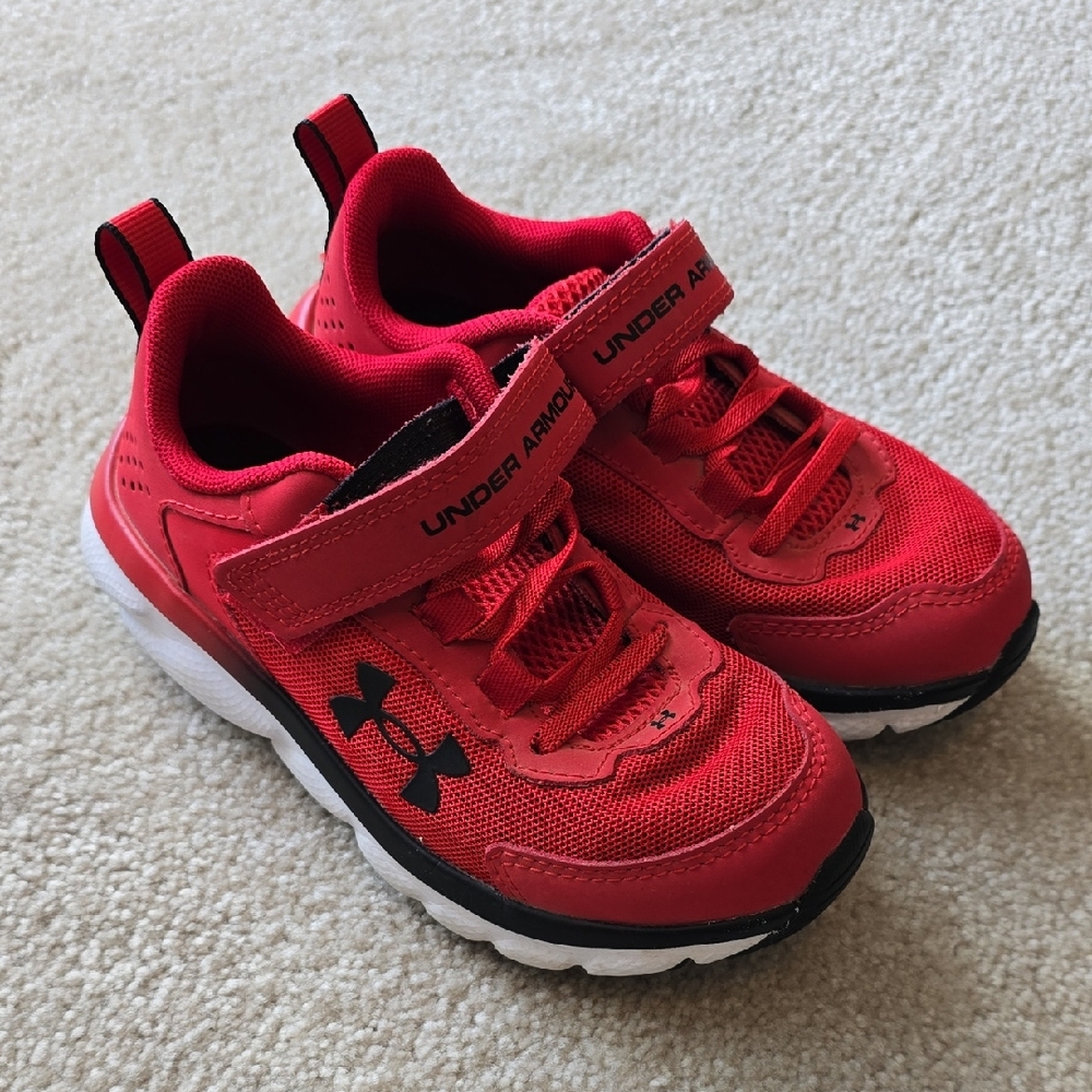 Under Armour Kids Running Shoes New without Box
